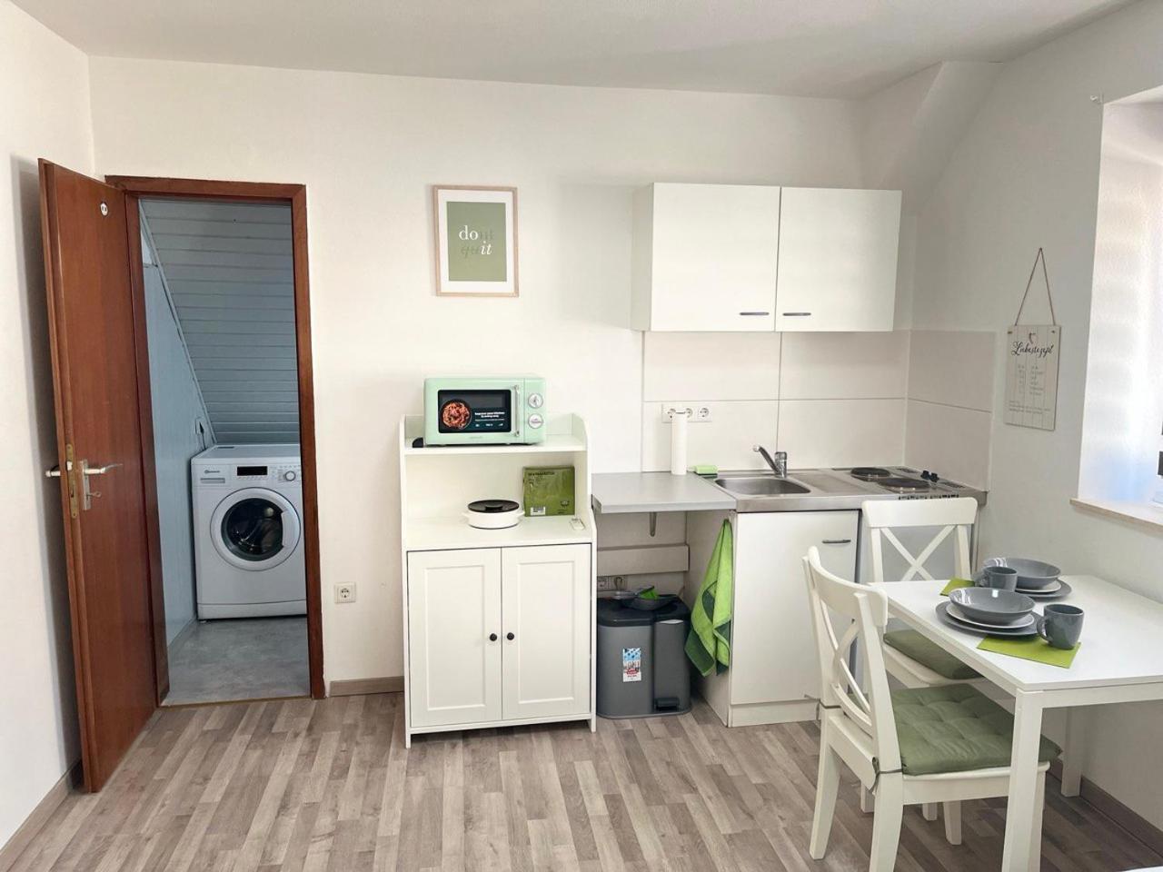 Appartement Lenastay I Nette I Guenstige Lage Kaiserslautern